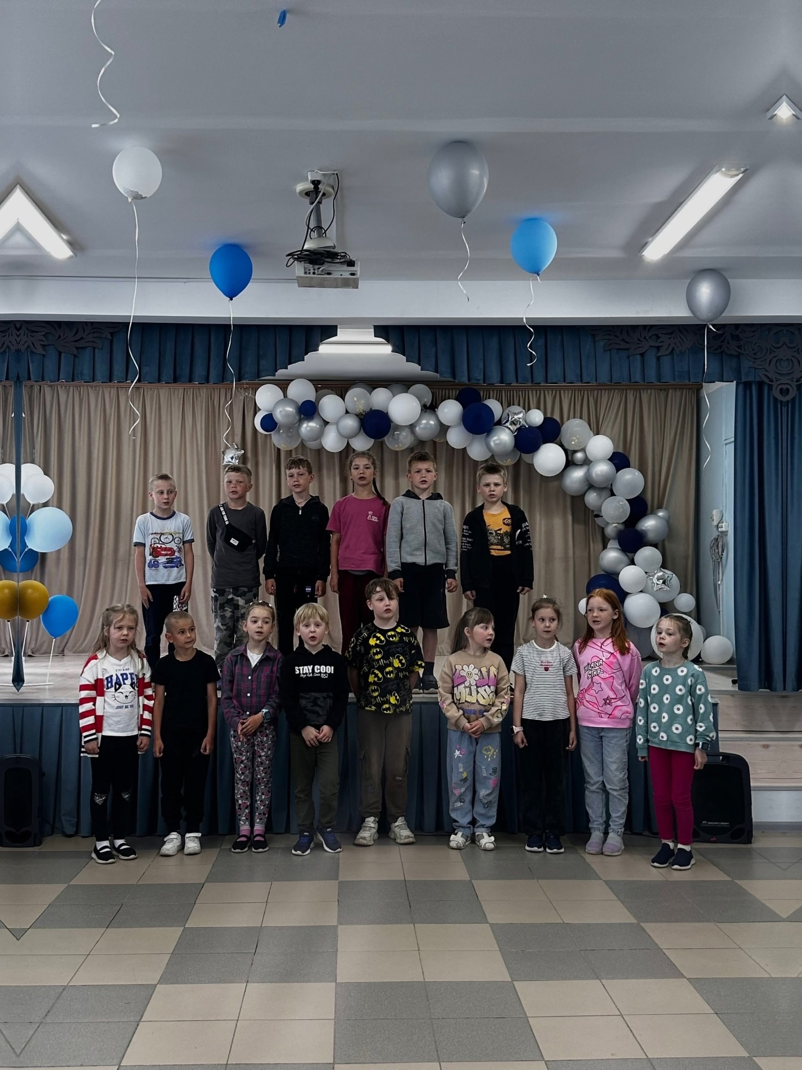Первые дни в школьном лагере &amp;quot;Галактика детства&amp;quot;.