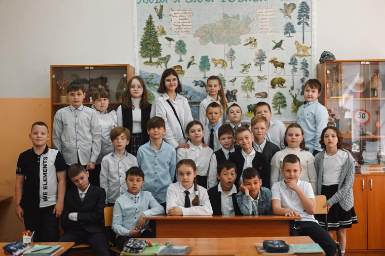 Выпускной в начальной школе.