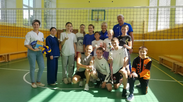 МАСТЕР-КЛАСС ПО ВОЛЕЙБОЛУ!.